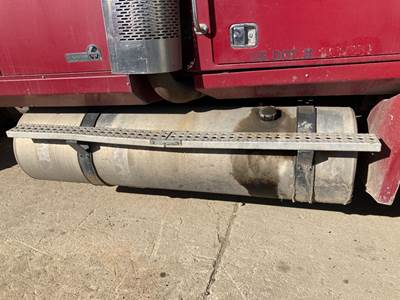 Western Star 4900 Fuel Tank Strap / Bracket