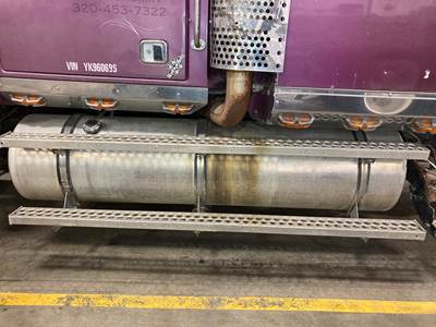 Western Star 4900EX Fuel Tank Strap / Bracket