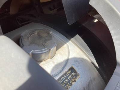 Western Star 5700 Fuel Tank Strap / Bracket