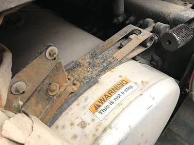 Western Star 5700 Fuel Tank Strap / Bracket