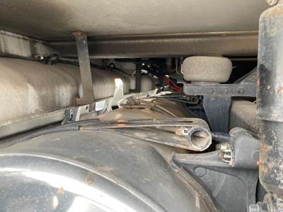 Western Star 5700 Fuel Tank Strap / Bracket