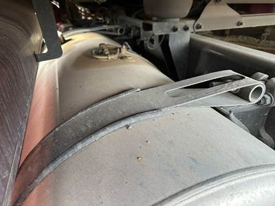 Western Star 5700 Fuel Tank Strap / Bracket