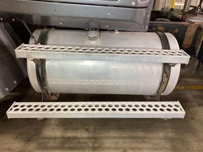 Western Star 5900 Fuel Tank Strap / Bracket