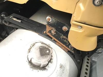 Freightliner Cascadia Fuel Tank Strap