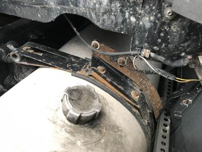 Freightliner Cascadia Fuel Tank Strap