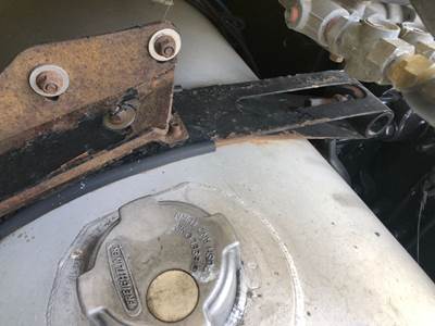 Freightliner Cascadia Fuel Tank Strap