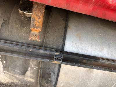 Freightliner Cascadia Fuel Tank Strap