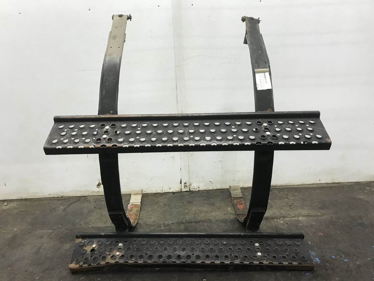 1999 International 9100 Fuel Tank Strap For Sale Kansas City, MO