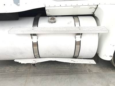 International 9200 Fuel Tank Strap