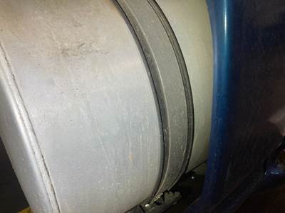 Kenworth T680 Fuel Tank Strap