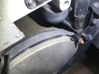 Kenworth T680 Fuel Tank Strap