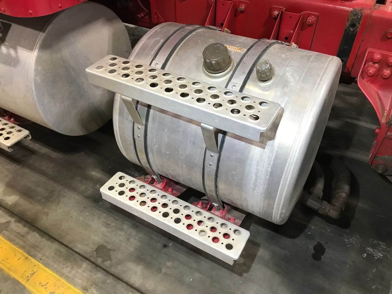 2013 Kenworth T800 Fuel Tank Strap For Sale Sioux Falls, SD 25034161