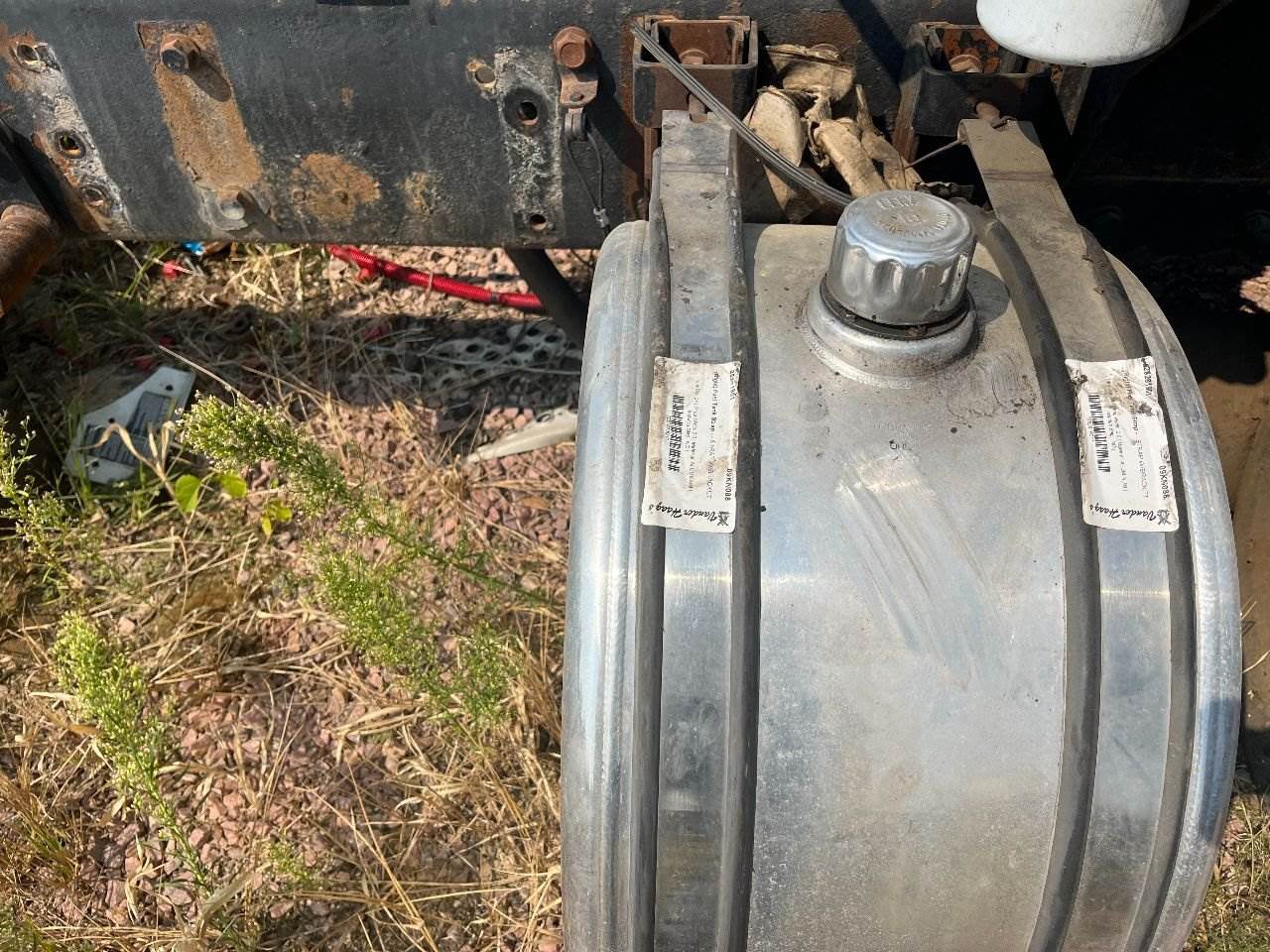 2009 Kenworth T800 Fuel Tank Strap For Sale Sioux Falls, SD 25281901