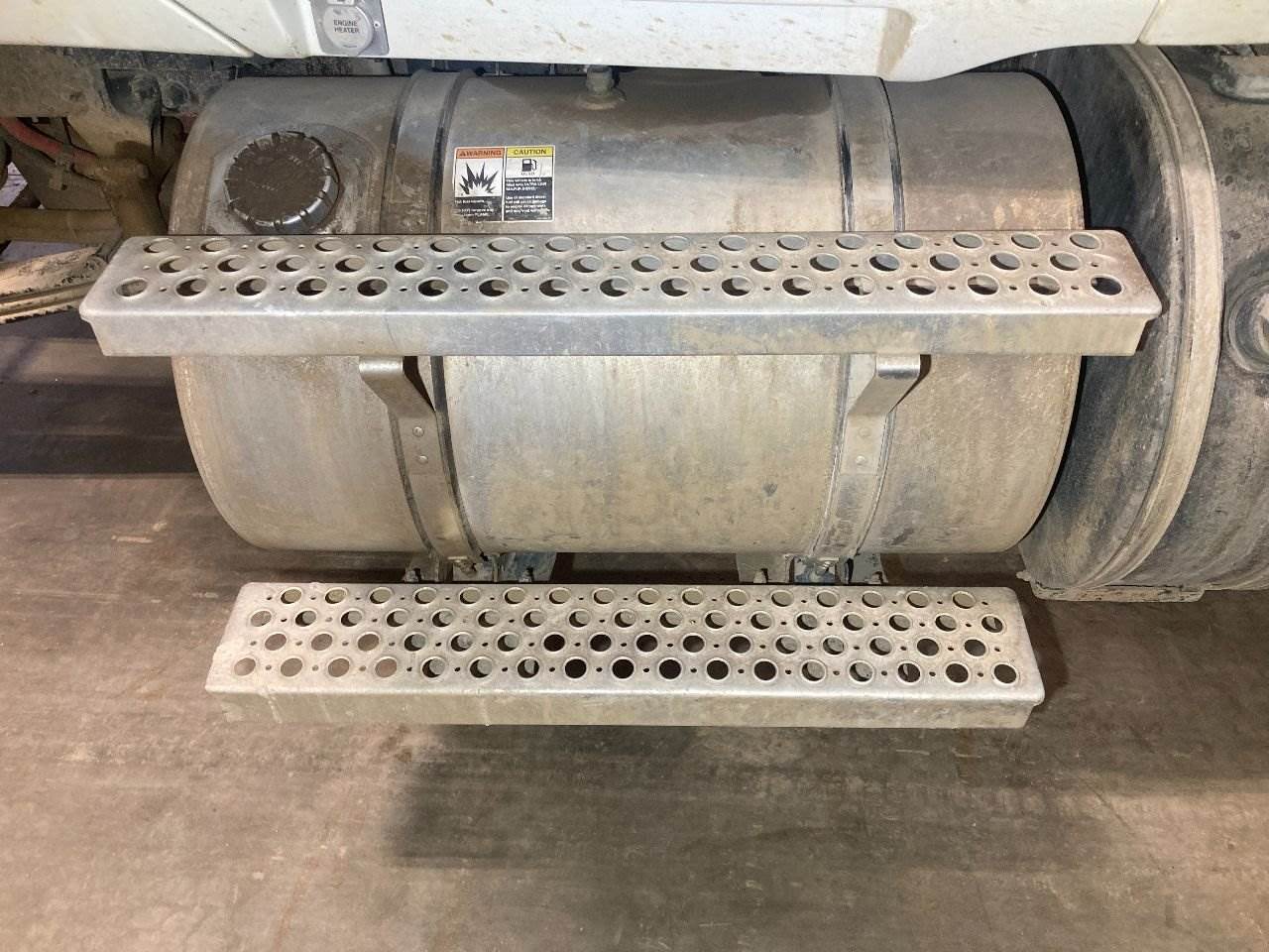 2019 Kenworth T880 Fuel Tank Strap For Sale Des Moines, IA 25420108