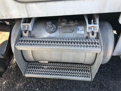 Peterbilt 357 Fuel Tank Strap