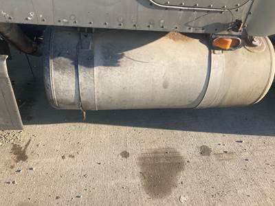 Peterbilt 377 Fuel Tank Strap