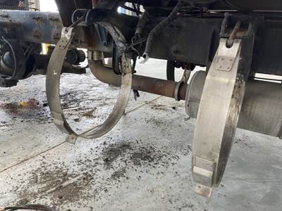 Peterbilt 387 Fuel Tank Strap