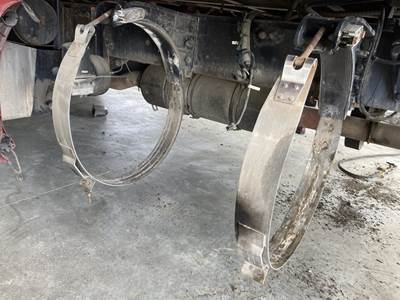 Peterbilt 387 Fuel Tank Strap