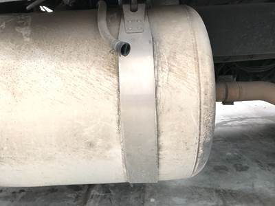 Peterbilt 579 Fuel Tank Strap