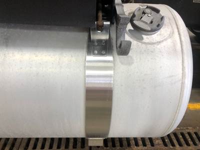 Peterbilt 579 Fuel Tank Strap