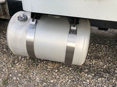 Peterbilt 579 Fuel Tank Strap
