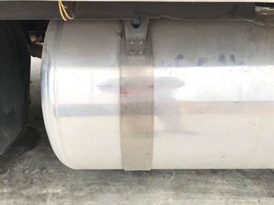 Peterbilt 579 Fuel Tank Strap