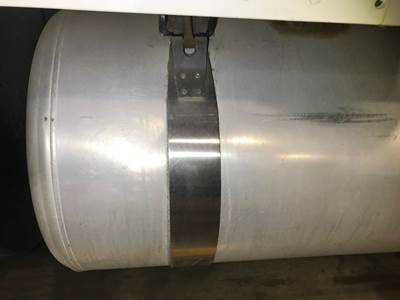 Peterbilt 579 Fuel Tank Strap