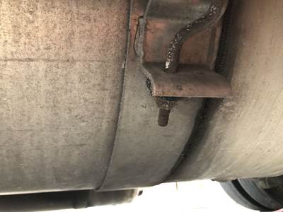 Peterbilt 587 Fuel Tank Strap