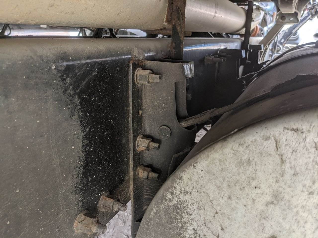 2007 Volvo VNL Fuel Tank Strap For Sale Des Moines, IA 25274395