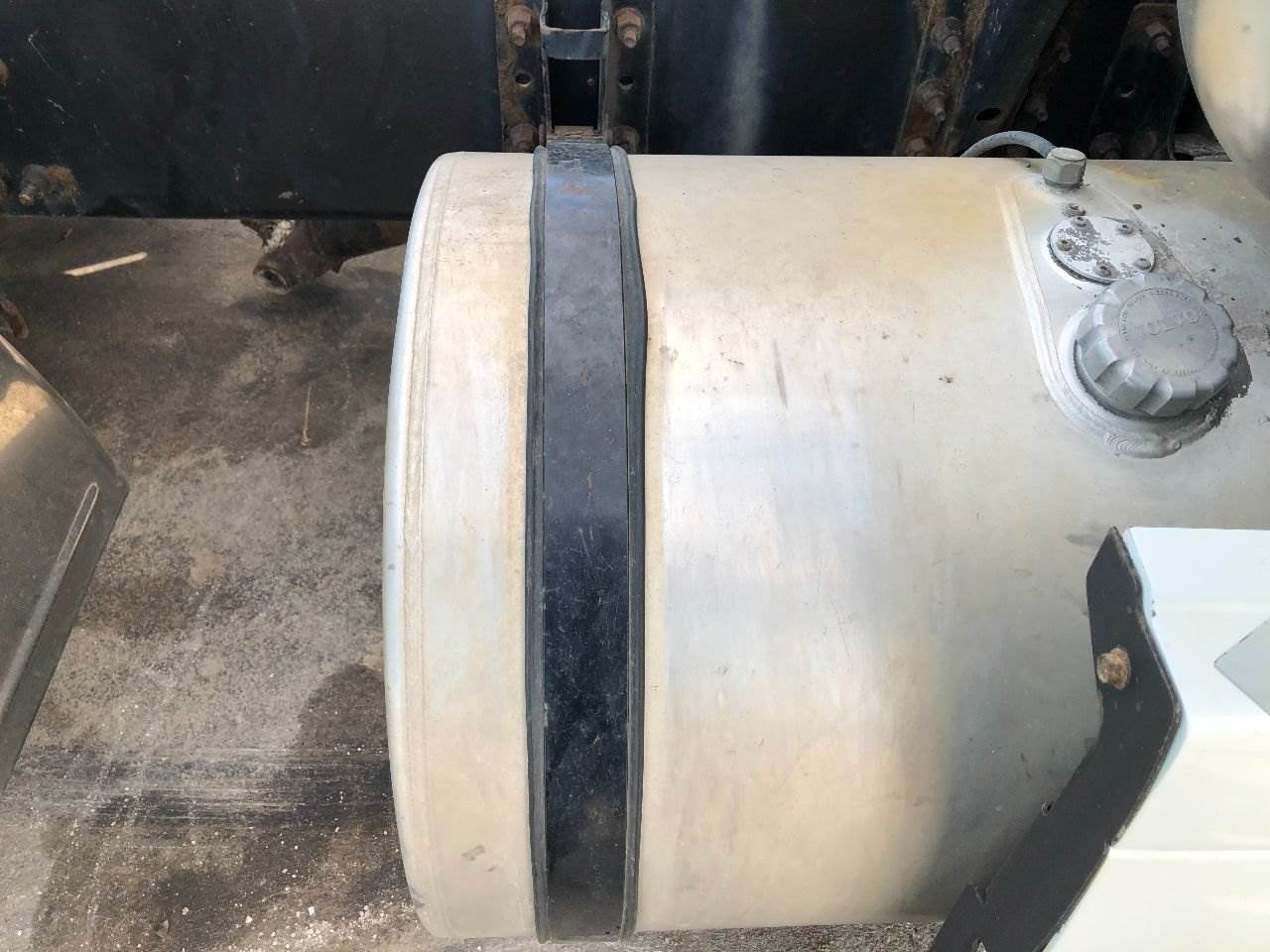 2010 Volvo VNL Fuel Tank Strap For Sale Des Moines, IA 25308571