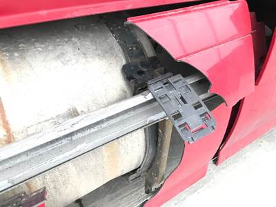 Volvo VNL Fuel Tank Strap