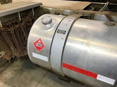 Western Star 4900FA Fuel Tank Strap