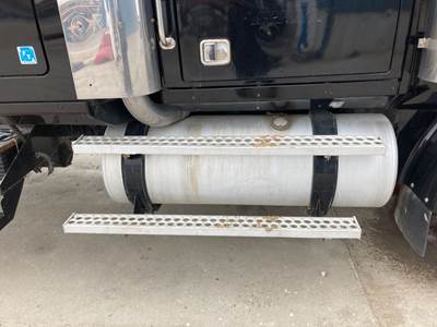 Western Star 4900FA Fuel Tank Strap