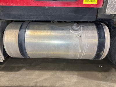 Freightliner Coronado 122 SD Fuel Tank for a Freightliner 122SD