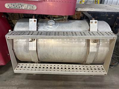 Freightliner FLD112 Fuel Tank