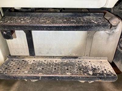 Freightliner M2 106 Fuel Tank