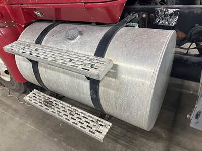 International 9200 Fuel Tank