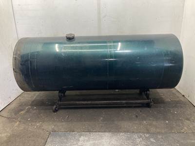 International 9900 Fuel Tank