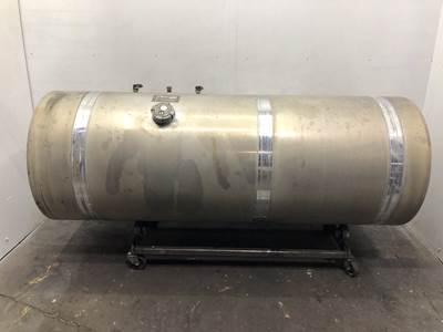 International 9900 Fuel Tank