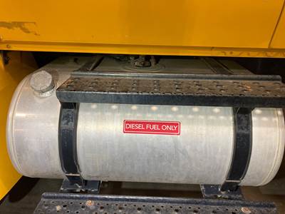 International DuraStar 4300 Fuel Tank for a International Durastar (4300)