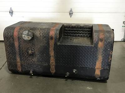 Mack R600 Fuel Tank