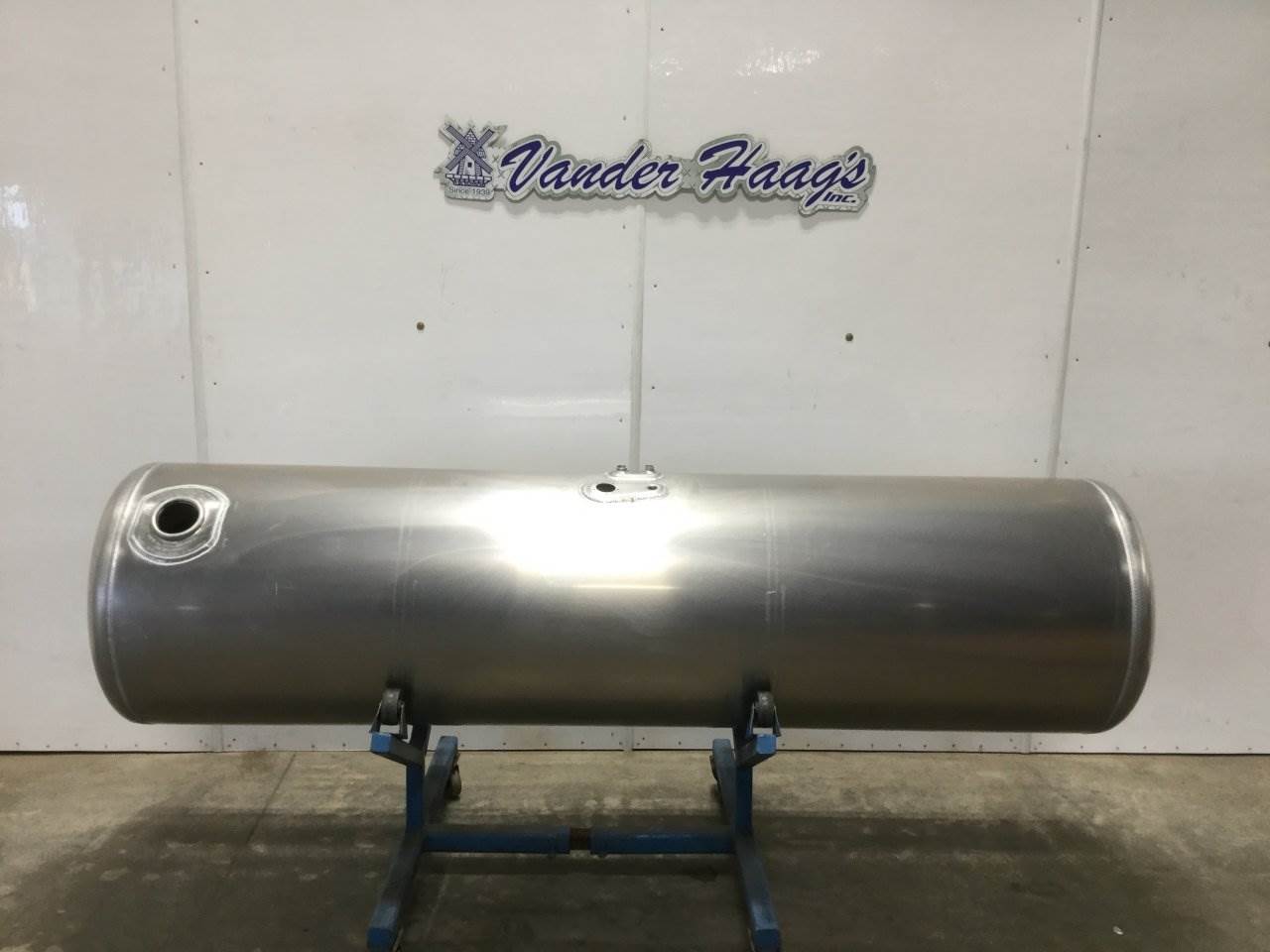 2008 Peterbilt 389 Fuel Tank For Sale Spencer, IA 01060015013