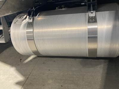 Peterbilt 567 Fuel Tank