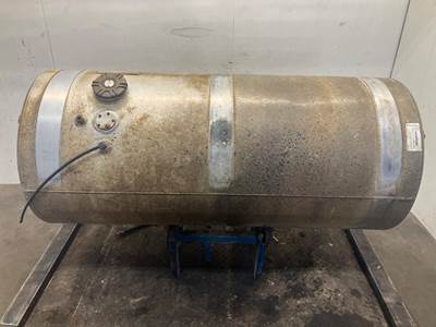 Volvo WCA Fuel Tank