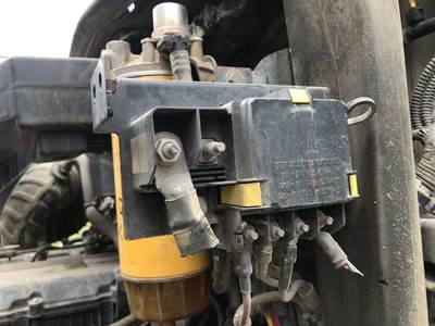 Caterpillar CT660 Fuse Box