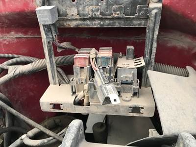 Chevrolet C7500 Fuse Box