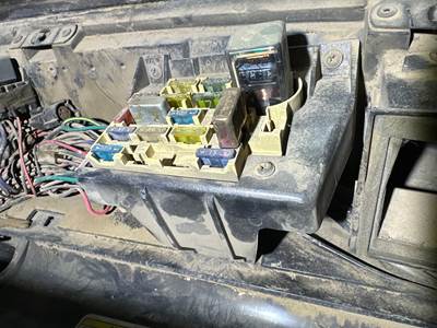 Ford LTS8000 Fuse Box