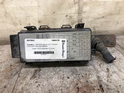 Freightliner Cascadia Fuse Box