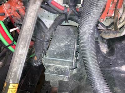 Freightliner Cascadia Fuse Box