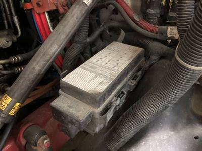 Freightliner Cascadia Fuse Box